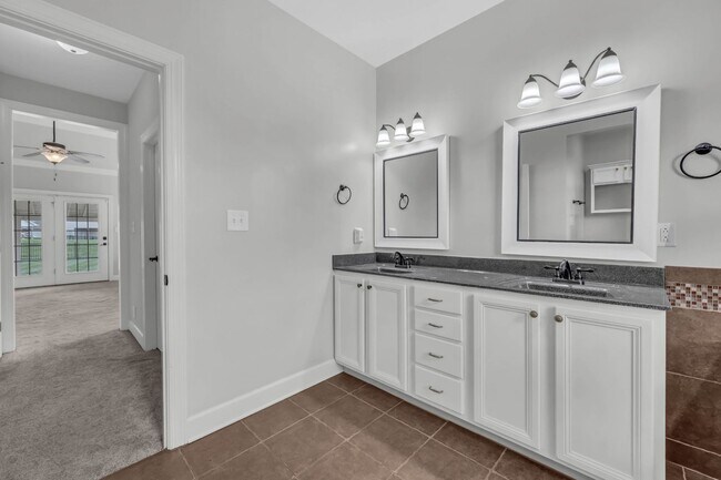 Building Photo - 1154 Buggy Cove
