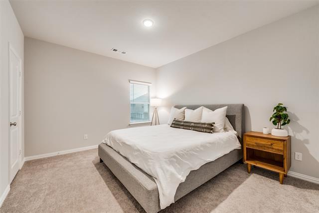 Building Photo - 3618 River Trail