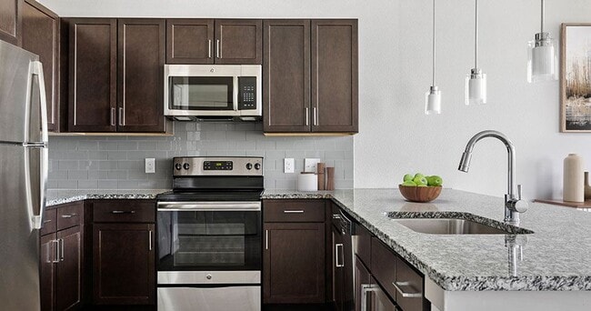 Building Photo - Everly Apartments
