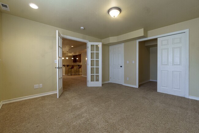 Building Photo - 9045 Aldersgate Ct