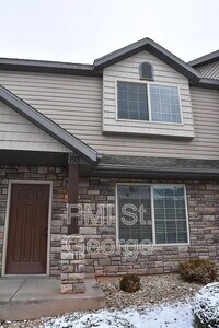 Building Photo - 340 1425 N St