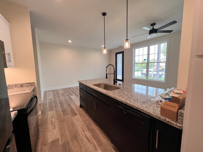 Building Photo - 508 Chestnut St