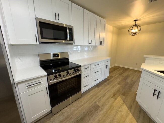 Building Photo - 162 Lindfield Cir