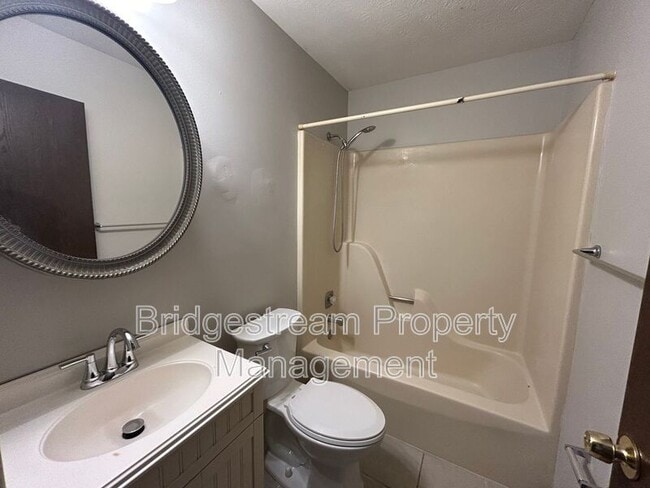 Building Photo - 103 Candlewood Ct