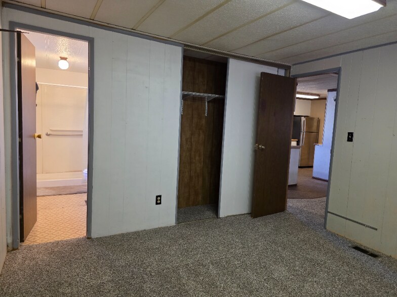 Building Photo - 2970 Hall Ave