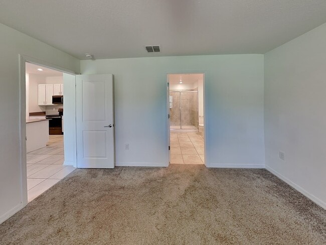 Building Photo - 1918 Birnham Wood Bnd