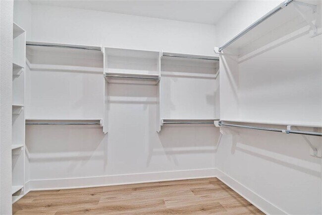 Building Photo - 1 Pagham Ln