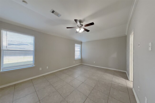 Building Photo - 20430 White Poplar Dr