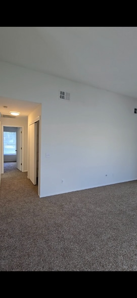 Building Photo - 4225 San Rafael Ave