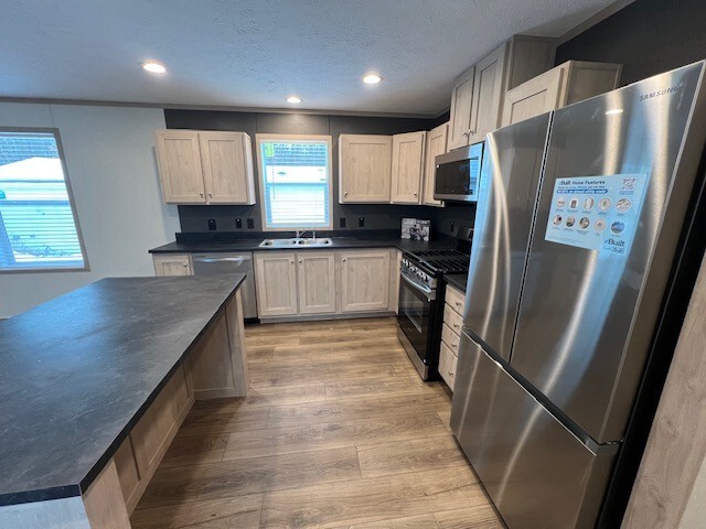 Building Photo - 114 S Red Bud Trail