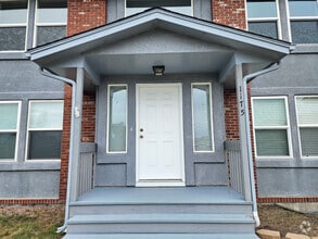 Building Photo - 1175 Goodview Ct