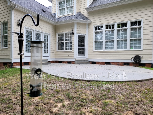 Building Photo - 116 Hamilton Hedge Pl