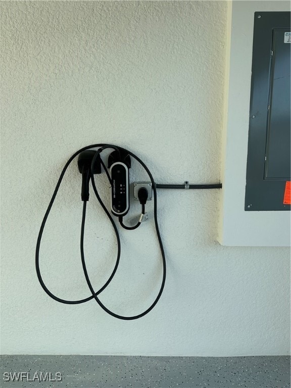 Building Photo - 7255 Saona CT