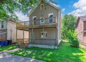 Building Photo - 4509 Fenwick Ave