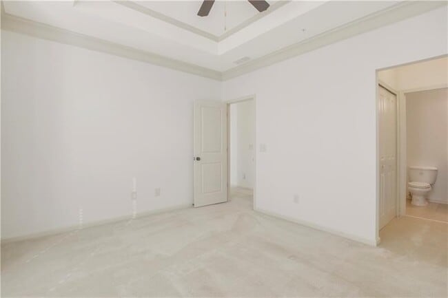 Building Photo - 3382 Vintage Cir SE