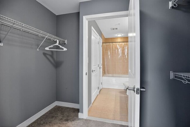 Building Photo - 155 Potomac Passage