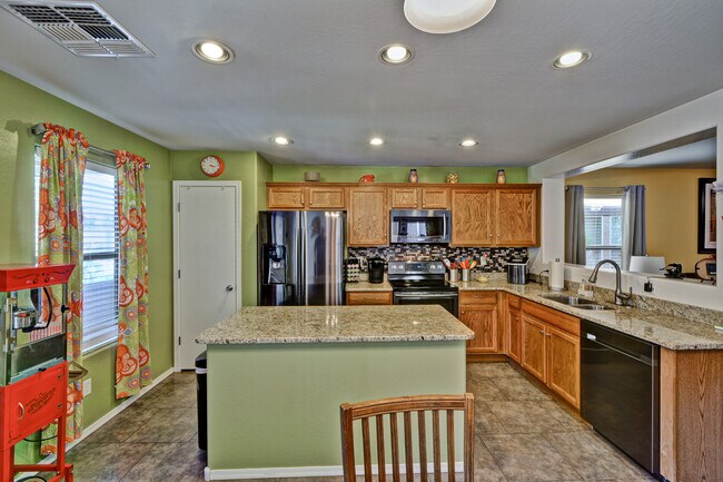 Building Photo - 17106 N 184th Ln