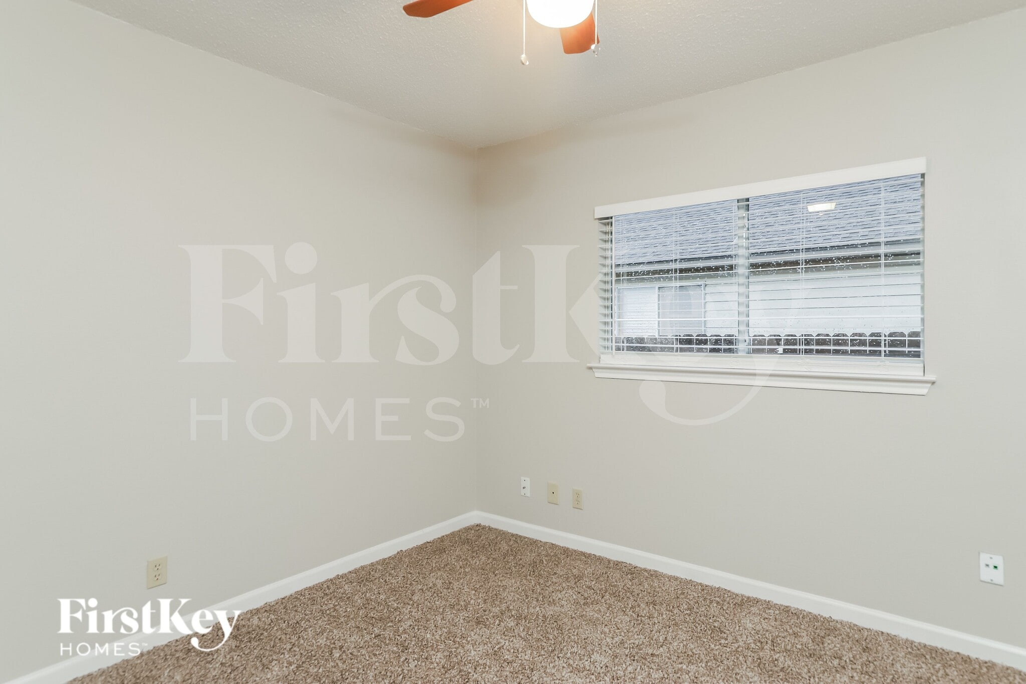 Building Photo - 15975 Tampke Pl