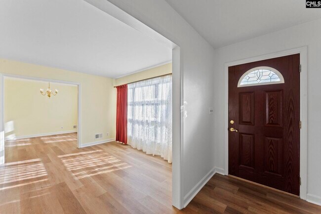 Building Photo - 1115 Gardendale Dr