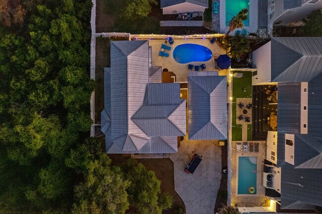 Building Photo - 4518 John Ave