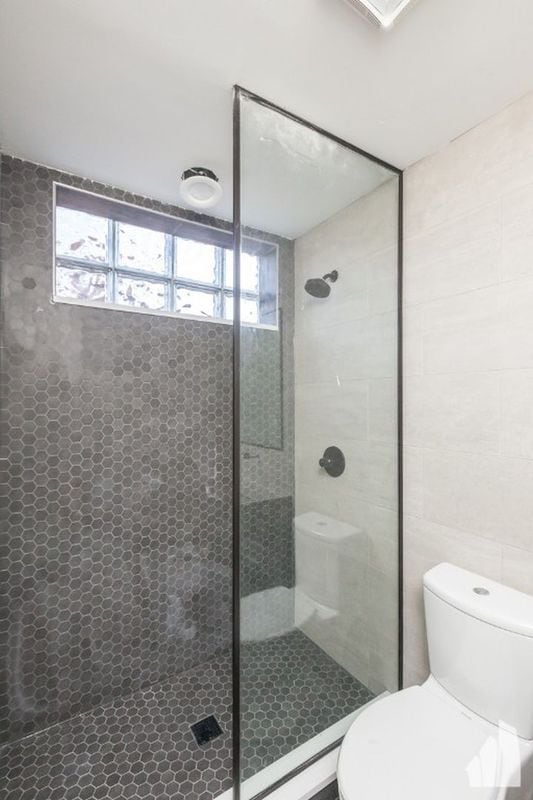 Building Photo - 944 W Grace St