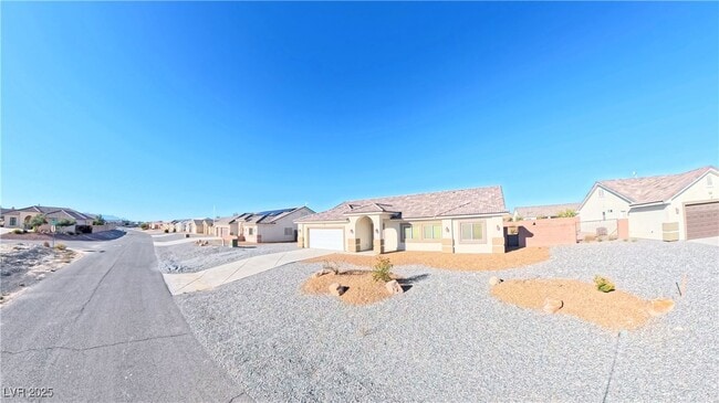 Building Photo - 4920 Honey Locust Dr