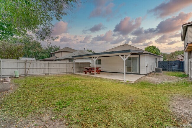 Building Photo - 9958 Panther Bay