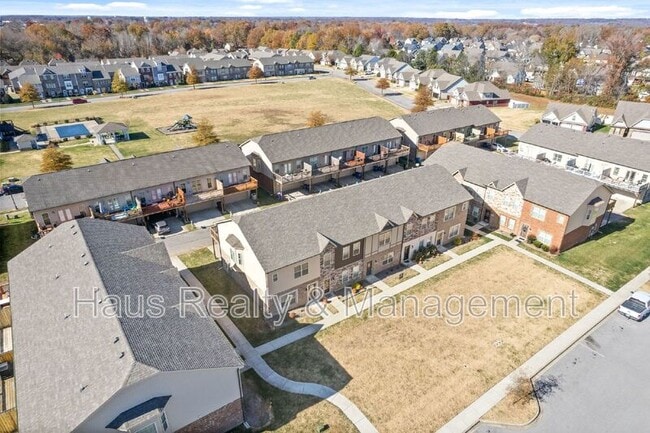 Building Photo - 172 Dundee Dr