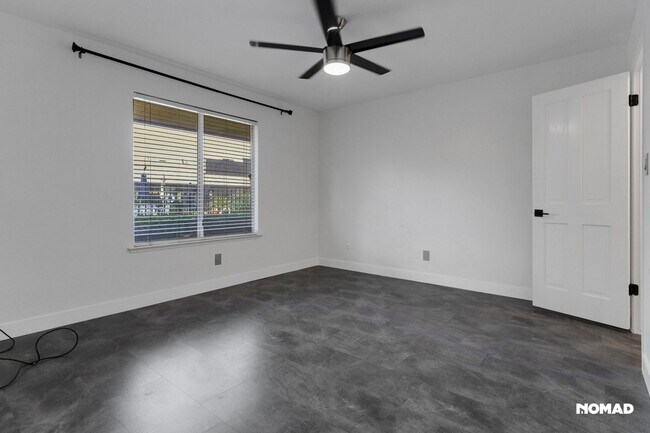 Building Photo - Charming 2BR Condo in Fresno