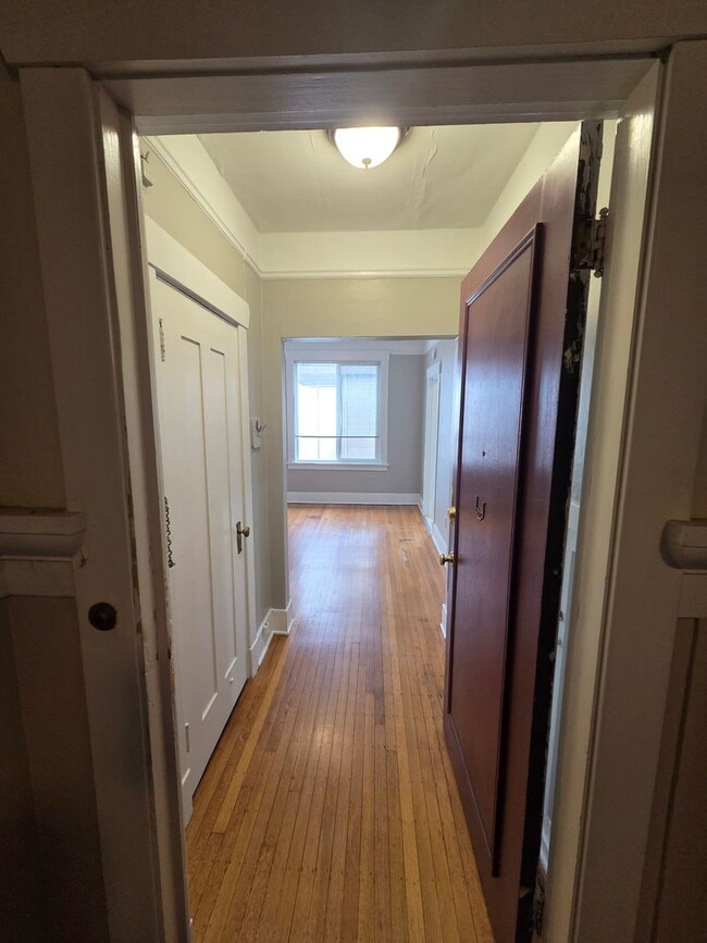 Interior Photo - Seward Apartments