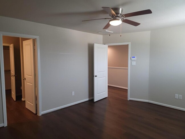 Building Photo - 1007 Tillman Ln