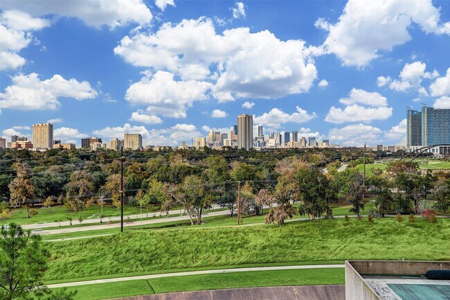 Building Photo - 2001 Holcombe Blvd