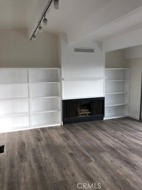 Building Photo - 745 Domingo Dr