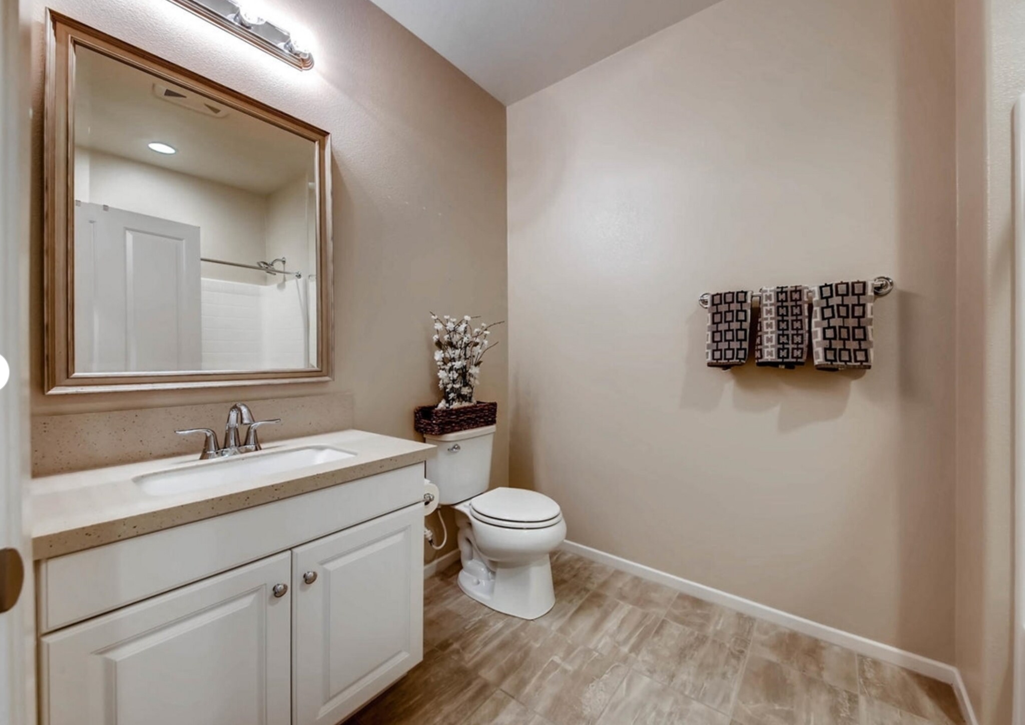 Building Photo - 6610 Canopy Ridge Ln
