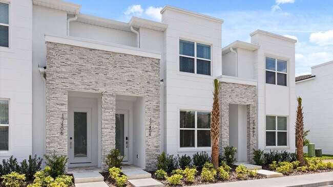 Building Photo - 17404 Serenidad Blvd