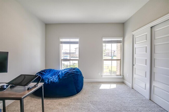 Building Photo - 16701 Casa Anna Dr.