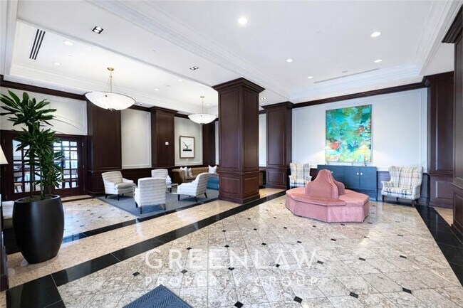 Building Photo - 195 14th St NE