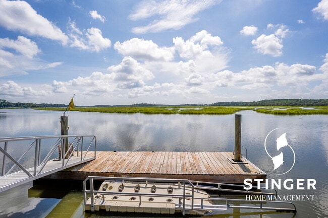 Building Photo - 144 Locust Fence Rd