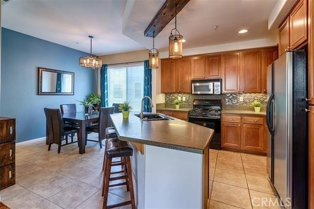 Building Photo - 848 Almond Rd