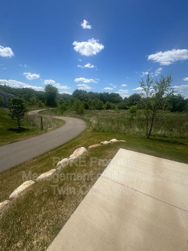 Building Photo - 4654 Schilling Way