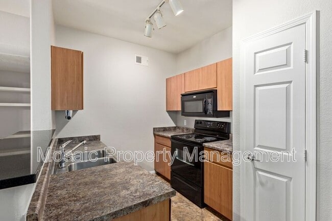 Building Photo - 14250 W Wigwam Blvd