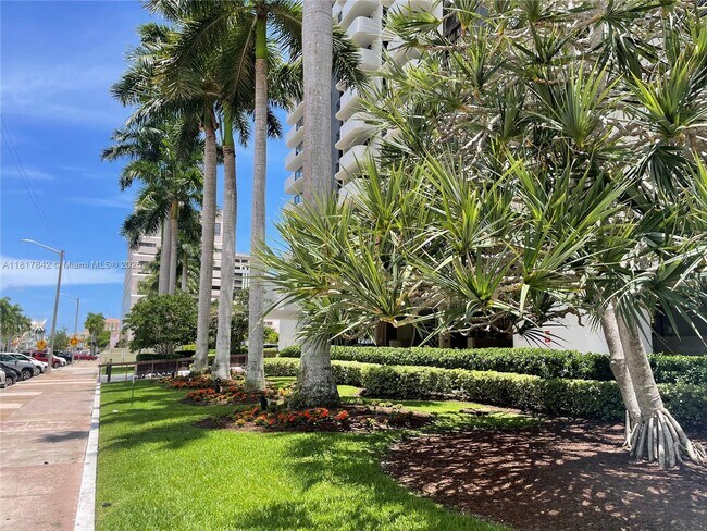 Building Photo - 600 Biltmore Way