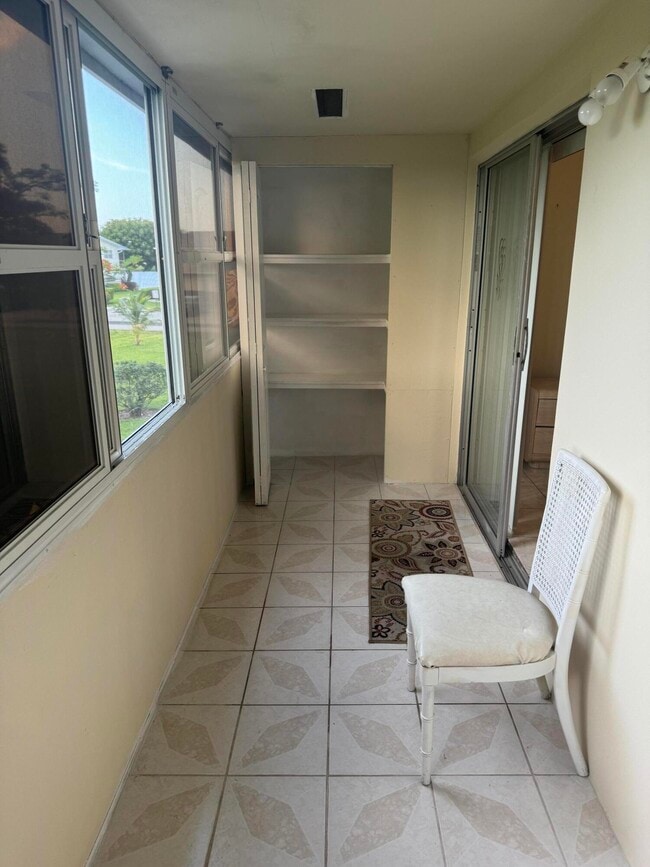 Building Photo - 60 Kent E