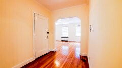Building Photo - 1555 Beacon St