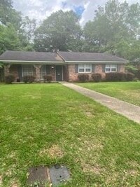 Building Photo - 21 Maury Dr