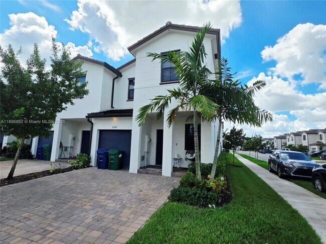 Building Photo - 13130 SW 232nd Ter