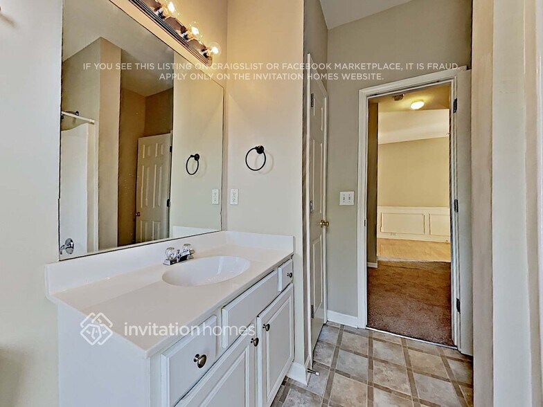 Building Photo - 4458 Kentland Dr