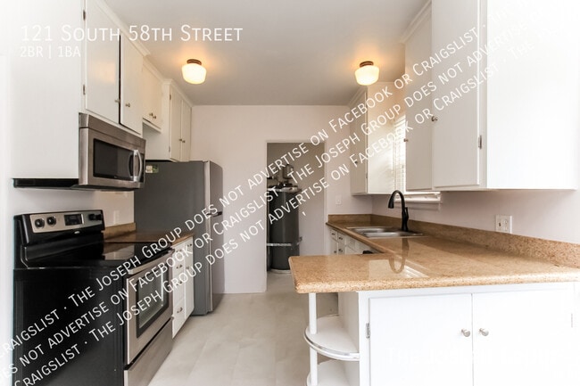 Building Photo - 121 S 58th St