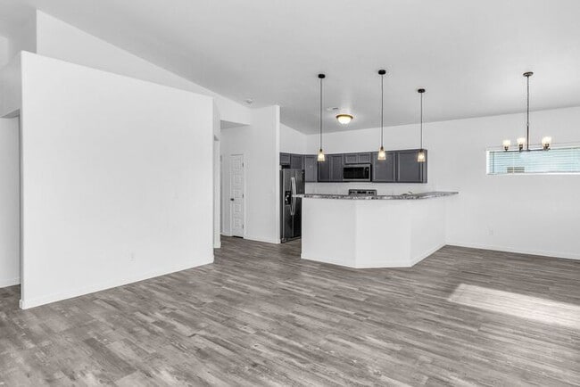 Building Photo - Beautiful Brand-New 3 Bedroom Home Near the Colorado River & Trail System