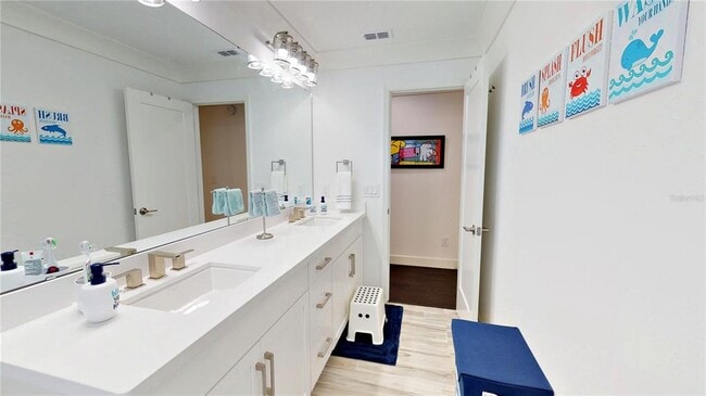 Building Photo - 6160 Hamlin Reserve Blvd